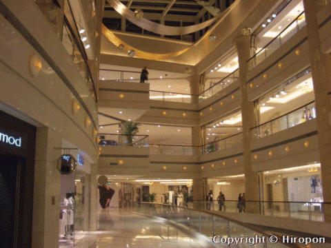 世貿天階のショッピングモール