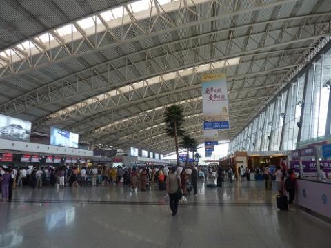 西安咸陽国際空港 10