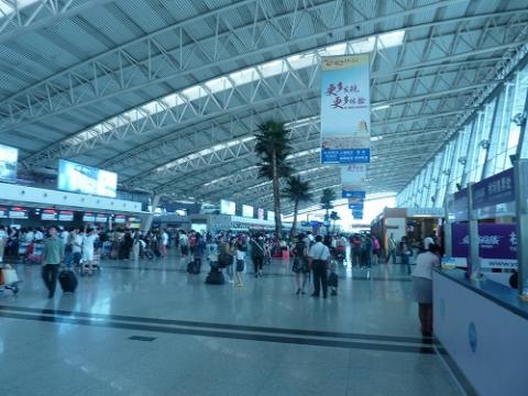 西安咸陽国際空港 16