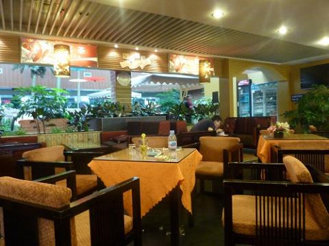 西安咸陽国際空港のカフェ